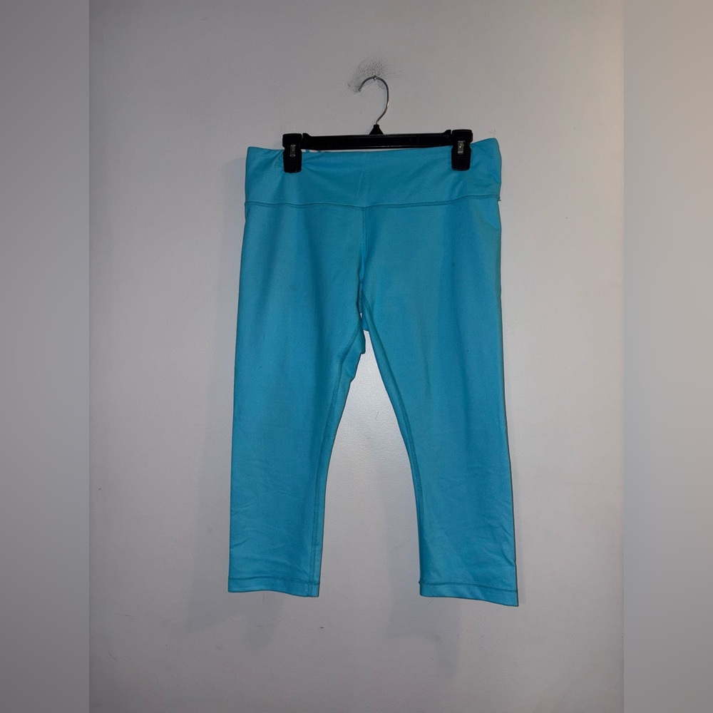 Lululemon • Cropped Leggings